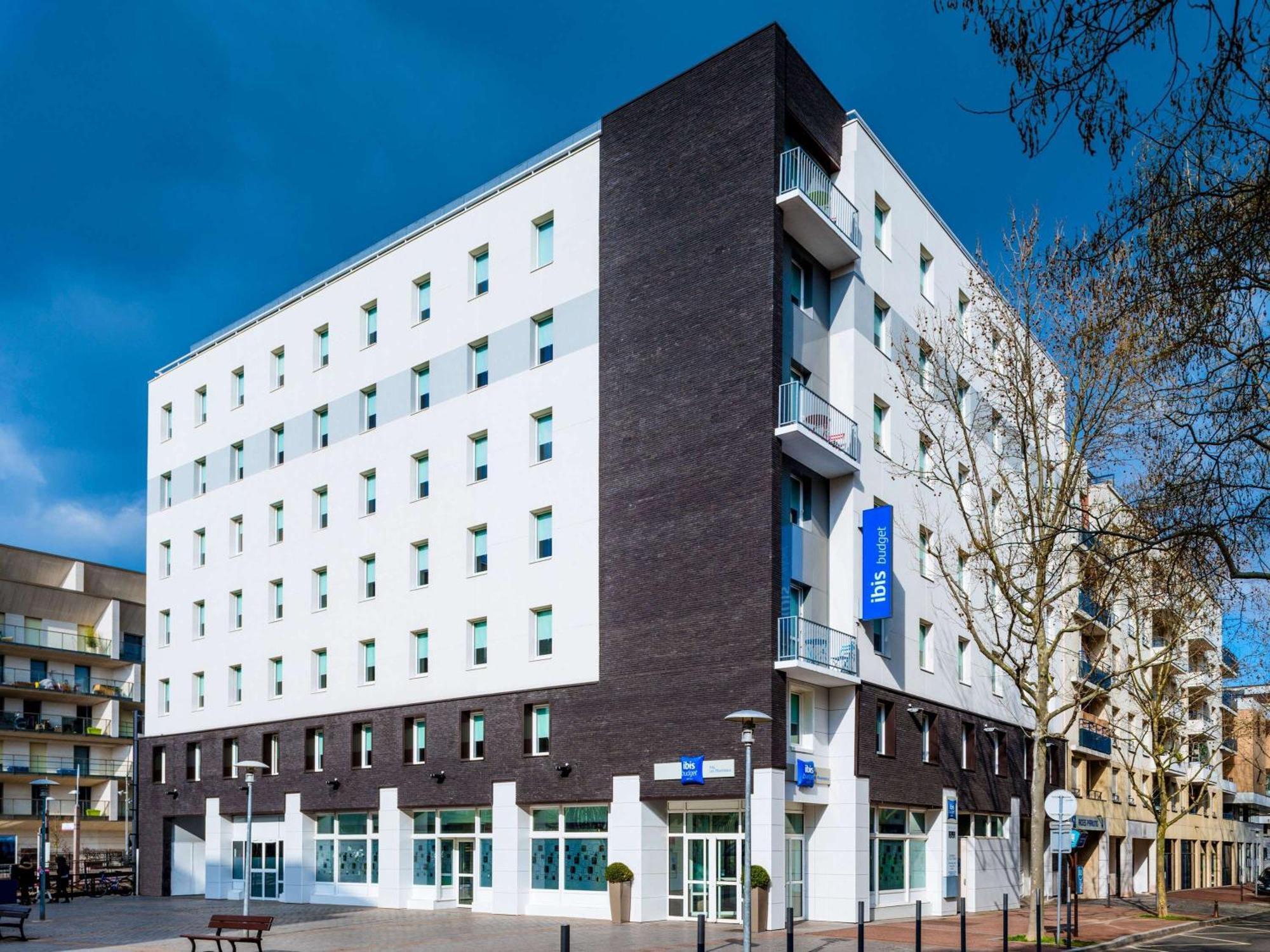 Ibis Budget Issy Les Moulineaux Paris Ouest Exterior foto